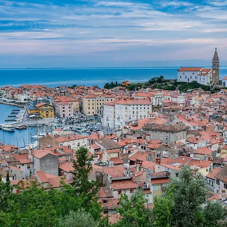 Via Paradiso Piran
