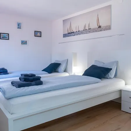 Via Paradiso Appartement Piran